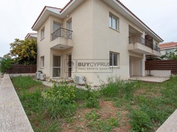 Apartment For Sale  in  Chlorakas