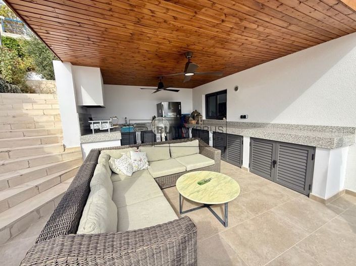 Image No.31-4 Bed Villa for sale