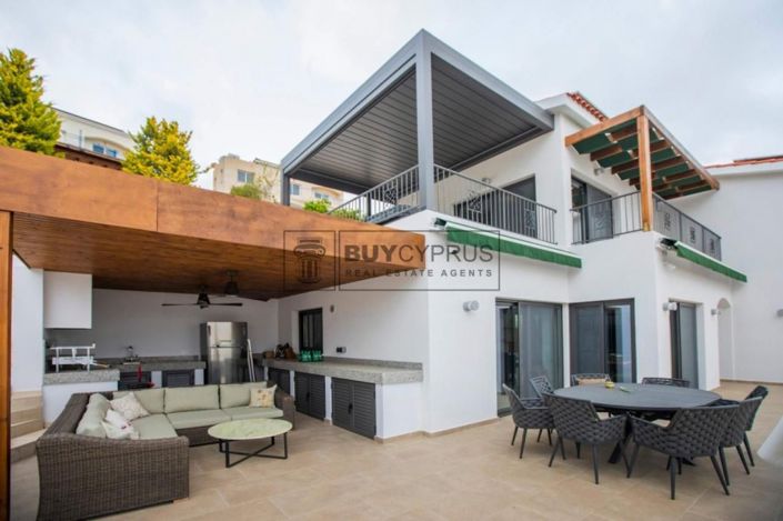 Image No.5-4 Bed Villa for sale
