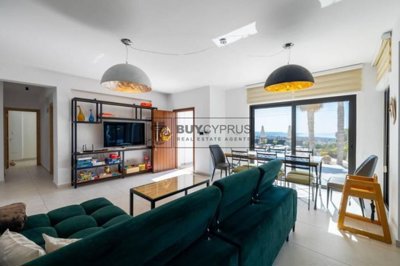 Detached Villa For Sale  in  Peyia