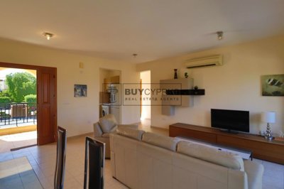 Apartment For Sale  in  Aphrodite Hills