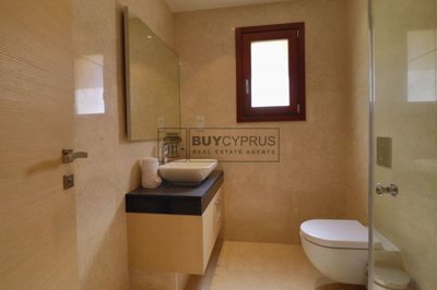 Apartment For Sale  in  Aphrodite Hills