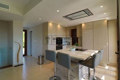 Semi Detached Villa For Sale  in  Aphrodite Hills