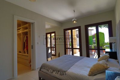 Semi Detached Villa For Sale  in  Aphrodite Hills
