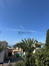 Detached Villa For Sale  in  Chlorakas