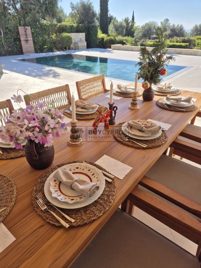 Image No.25-4 Bed Villa for sale
