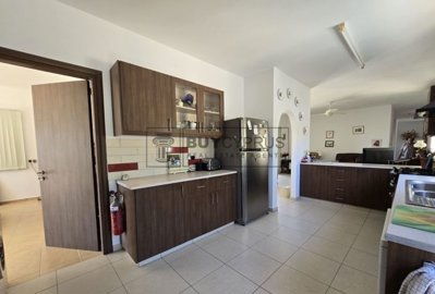 Detached Villa For Sale  in  Polemi