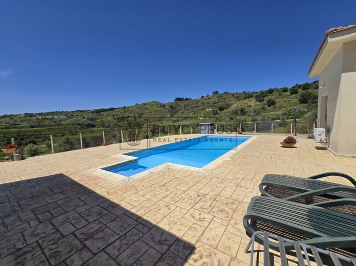 Image No.29-4 Bed Villa for sale