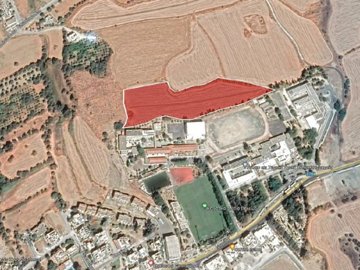 Residential Land  For Sale  in  Polis