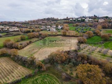 Residential Land  For Sale  in  Stroumpi
