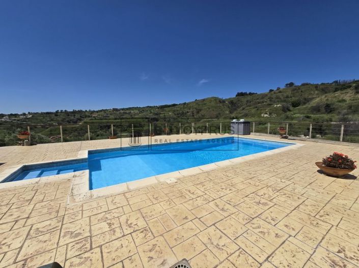 Image No.27-4 Bed Villa for sale