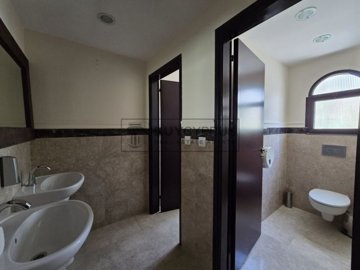 Building For Sale  in  Coral Bay