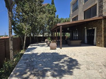 Building For Sale  in  Coral Bay