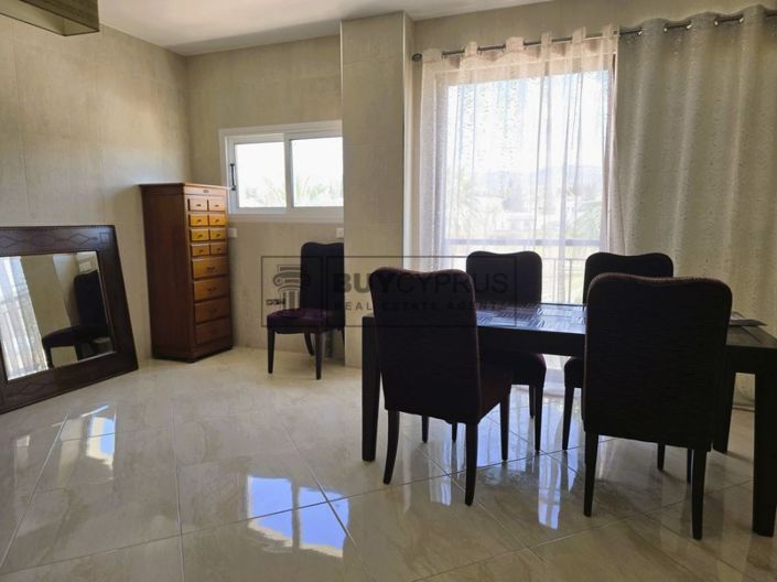 Image No.21-3 Bed Property for sale