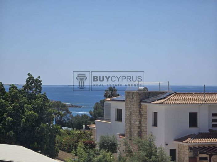 Image No.5-3 Bed Property for sale