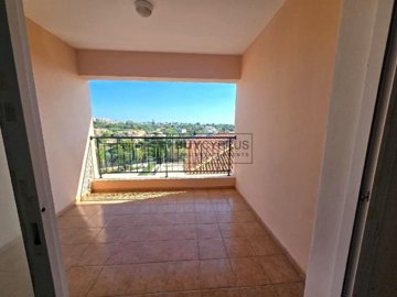 Apartment For Sale  in  Chlorakas
