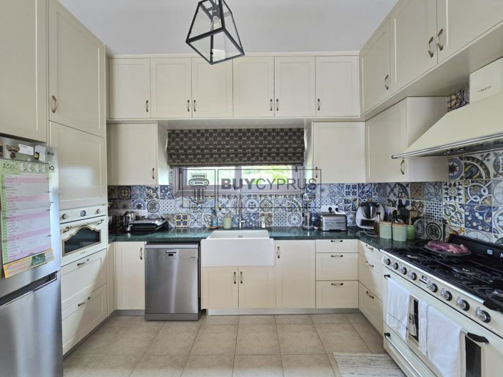 Image No.14-4 Bed Villa for sale