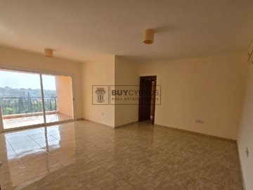 Apartment For Sale  in  Chlorakas