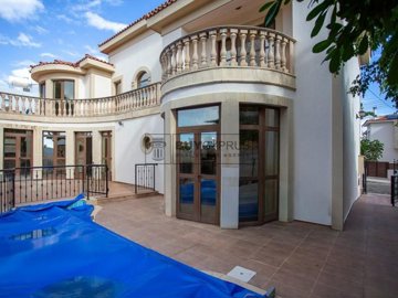 Detached Villa For Sale  in  Ypsonas