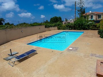 Apartment For Sale  in  Tombs of the Kings