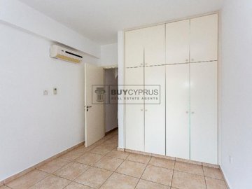 Apartment For Sale  in  Peyia