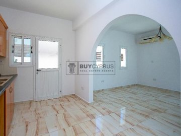 Detached Villa For Sale  in  Peyia