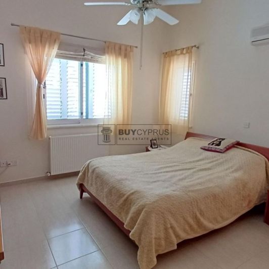 Image No.10-3 Bed Villa for sale