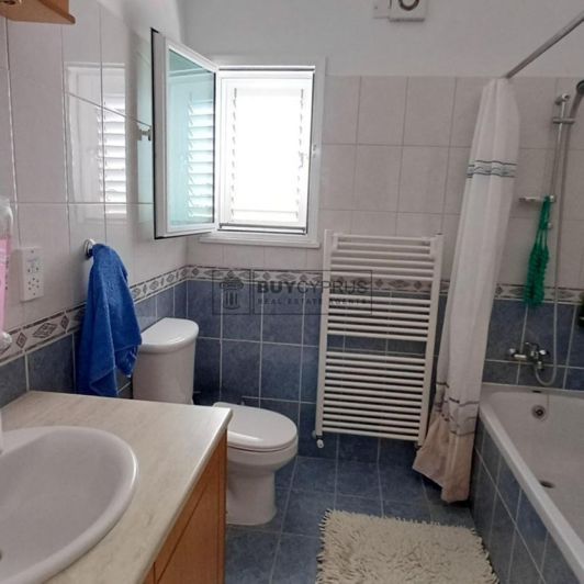 Image No.12-3 Bed Villa for sale