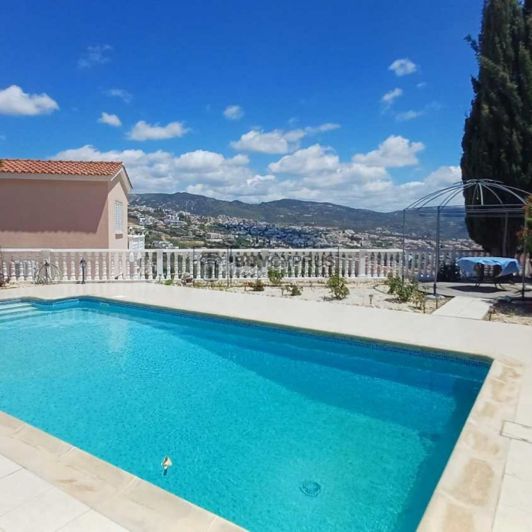 Image No.3-3 Bed Villa for sale