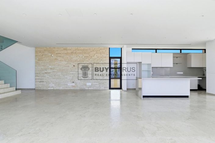 Image No.6-3 Bed Villa for sale