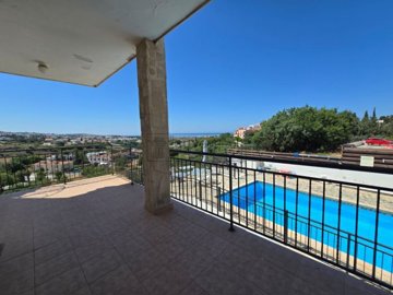 1 - Anavargos, Maison de ville