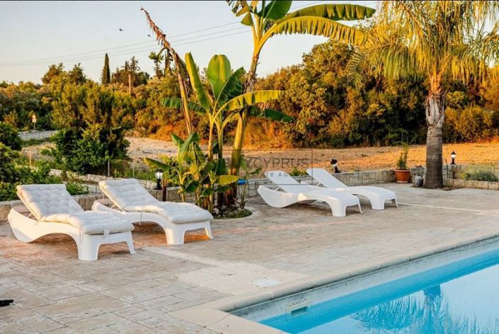 Image No.18-3 Bed Villa for sale