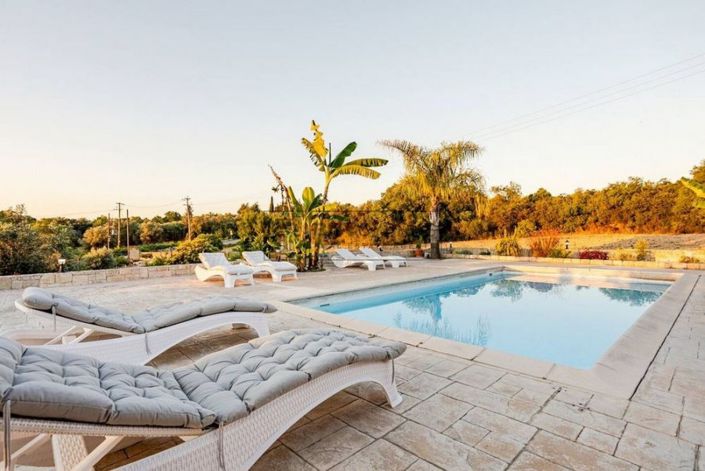 Image No.2-3 Bed Villa for sale