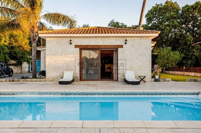 Image No.23-3 Bed Villa for sale