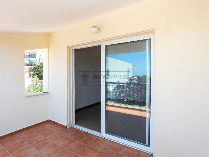 Image No.17-2 Bed Property for sale