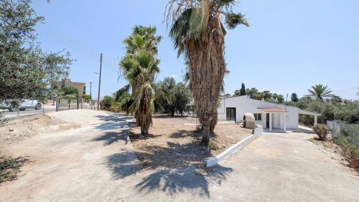 Image No.3-4 Bed Villa for sale