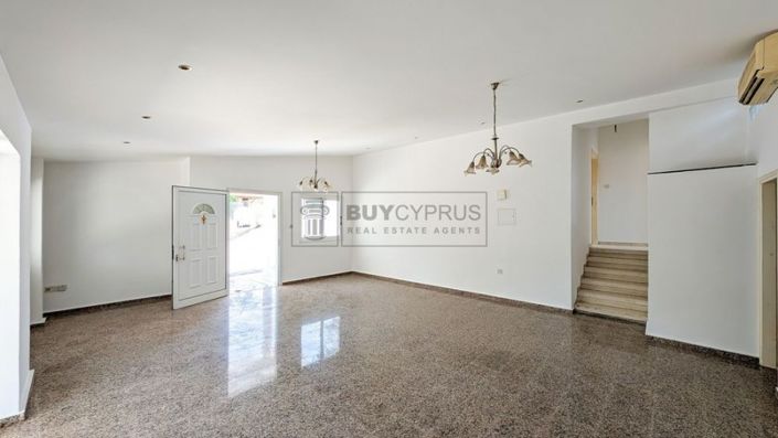 Image No.4-4 Bed Villa for sale
