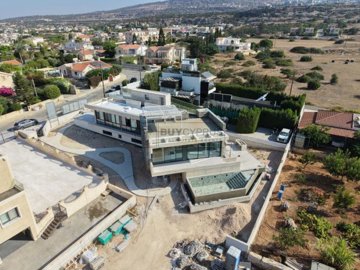 Detached Villa For Sale  in  Sea Caves