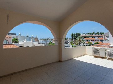 Apartment For Sale  in  Universal