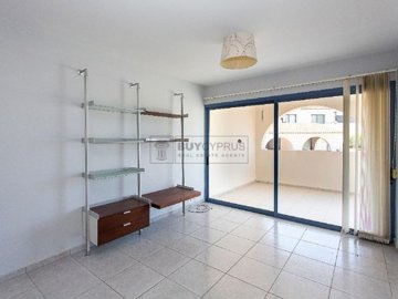 Apartment For Sale  in  Universal