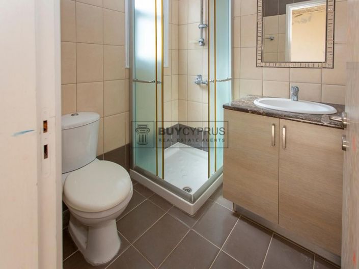 Image No.10-2 Bed Townhouse for sale