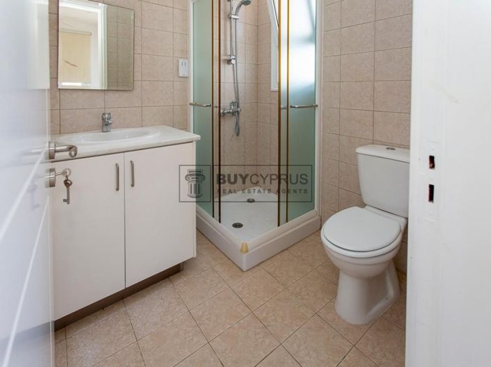Image No.21-2 Bed Property for sale