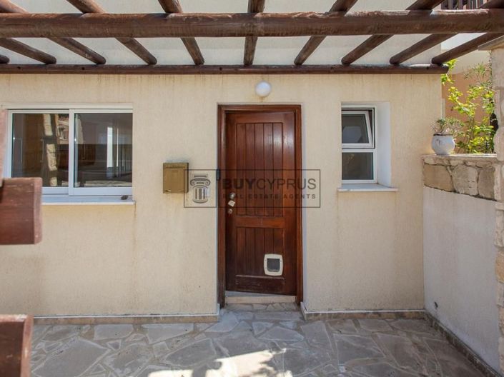 Image No.25-2 Bed Property for sale
