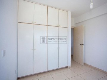 Apartment For Sale  in  Paphos Town