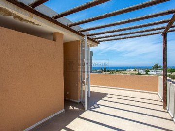 Semi Detached Villa For Sale  in  Argaka