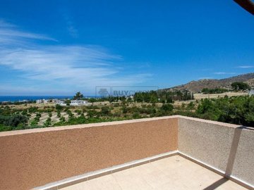 Semi Detached Villa For Sale  in  Argaka