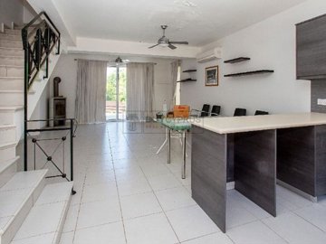Semi Detached Villa For Sale  in  Argaka