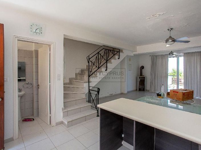 Image No.9-Propriété de 2 chambres à vendre à Argaka