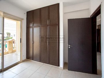 Apartment For Sale  in  Tombs of the Kings