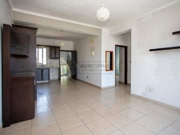 Apartment For Sale  in  Tombs of the Kings